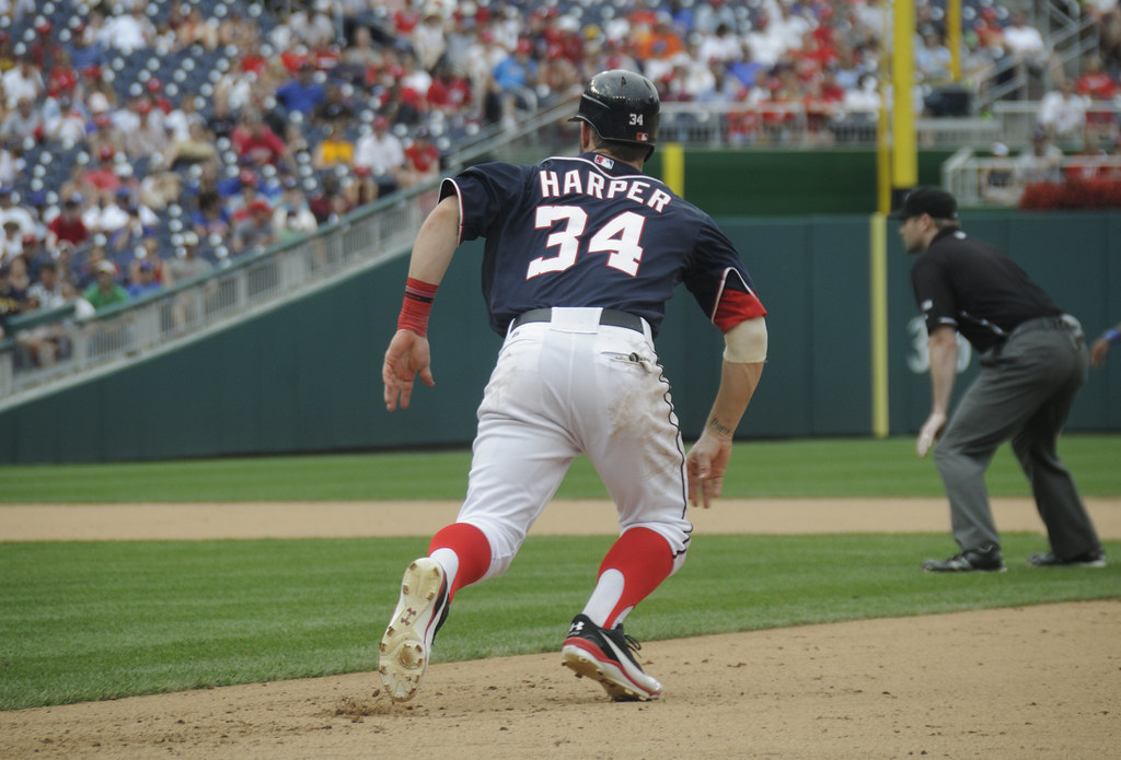 Player sprinting the bases during a league game